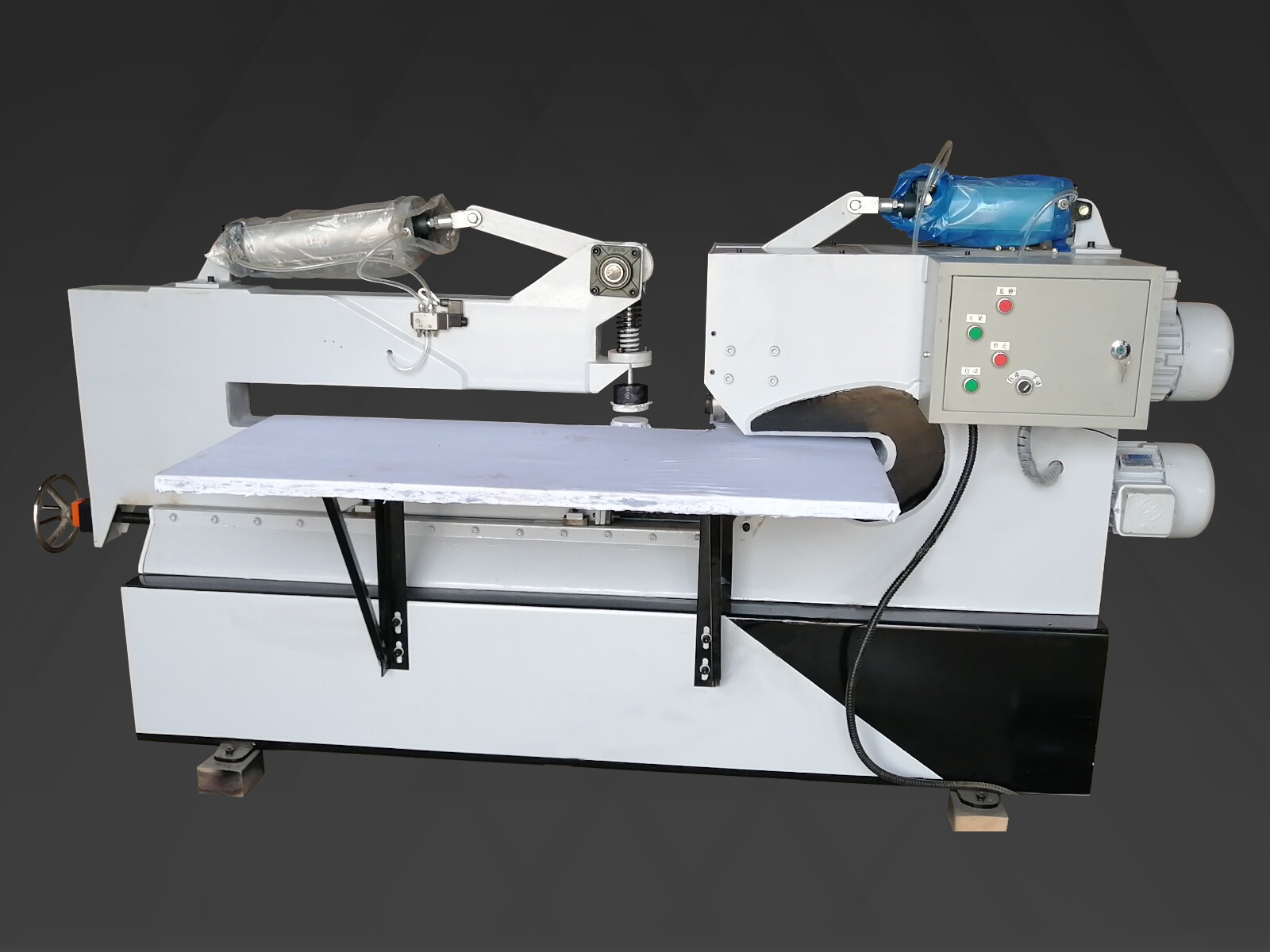 你知道剪圓機的幾個特點呢？